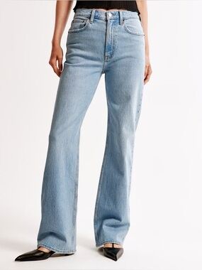 Abercrombie & Fitch 90s Relaxed Jean High Rise Women 30 10 Short Light Wash
